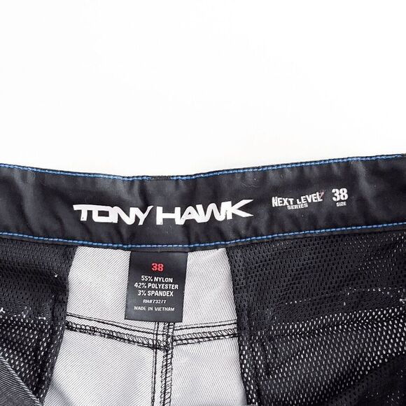 Tony Hawk Mens Shorts Next Level Stretch Plaid Flat Front Casual Gray Size 38 - Picture 3 of 7